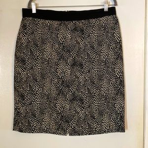 Ann Taylor Skirt Size 14 Pencil Straight Textured print